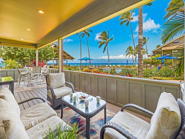 Three Bedroom Ocean Views Galor Stroll to Beach